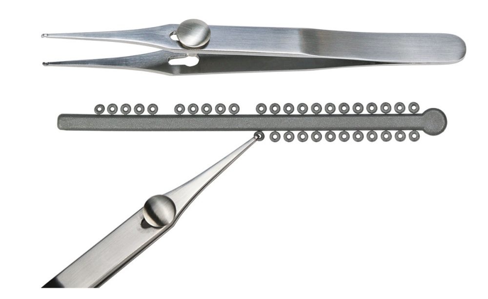 Ligature Tweezer